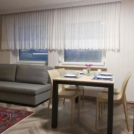 Fruehstueckspension Helmut Koffler Pensjonat Faak am See