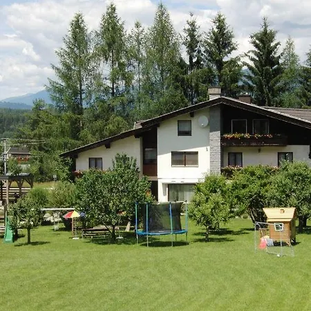 Fruehstueckspension Helmut Koffler Guest house Faak am See