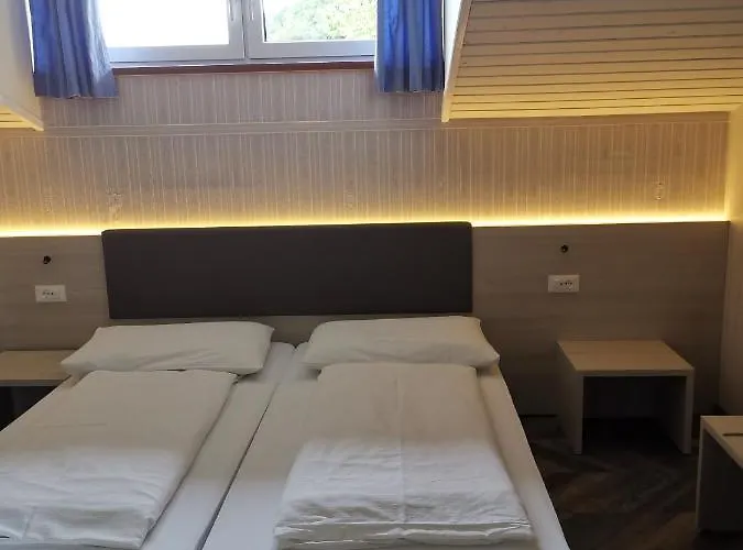 Fruehstueckspension Helmut Koffler Pensjonat 3*